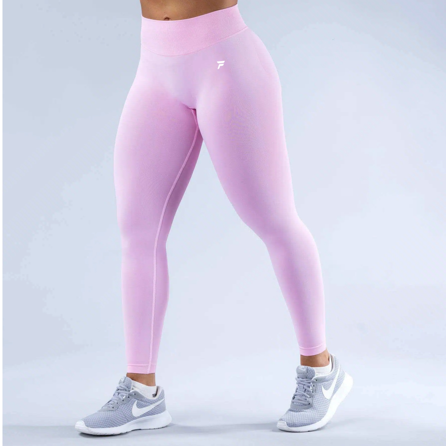 Sleek Motion – Long Sleeve Zip Light Pink - Image 3